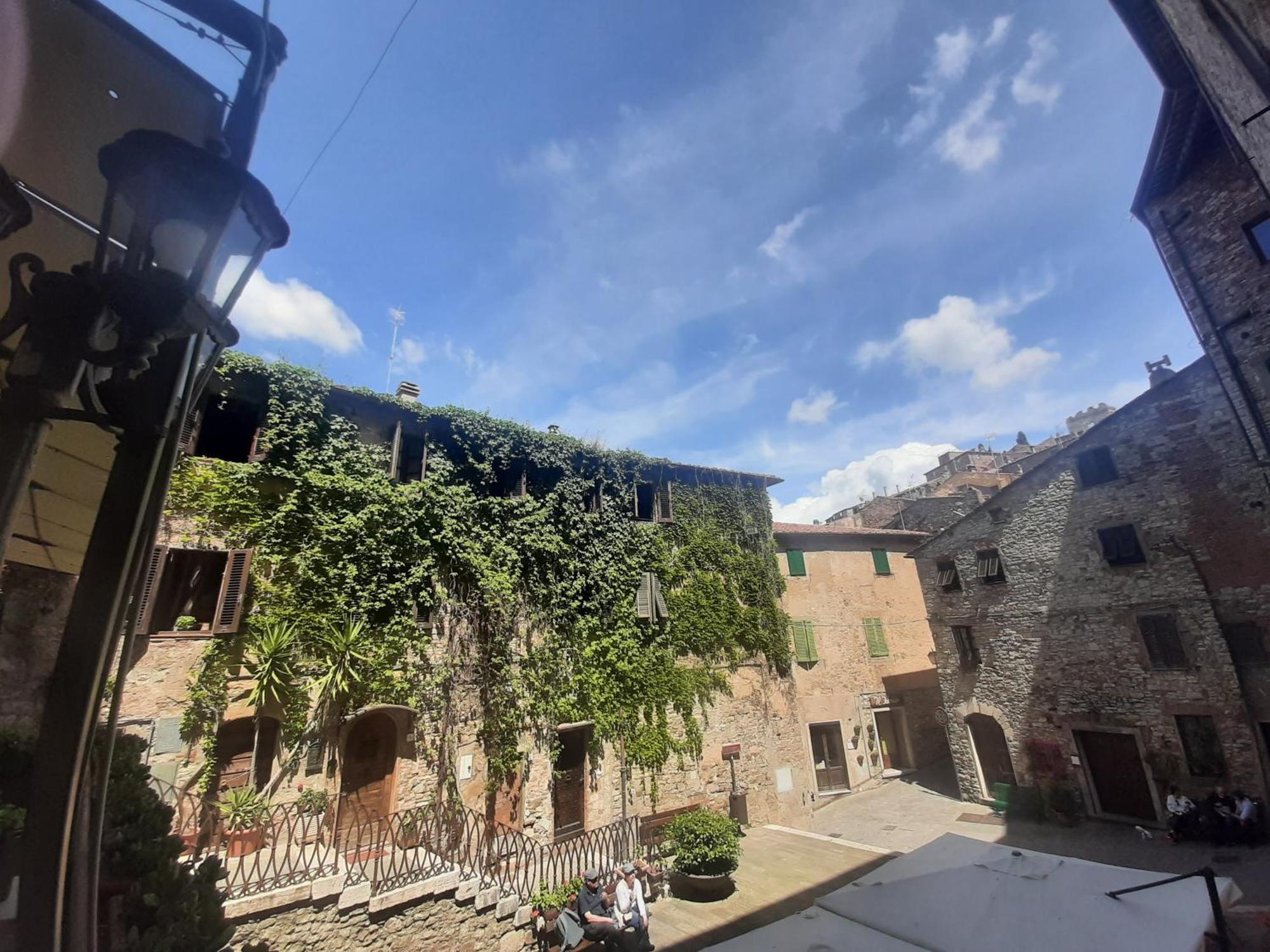 La Piazzetta Toscana B&B Кампилья-Мариттима Экстерьер фото
